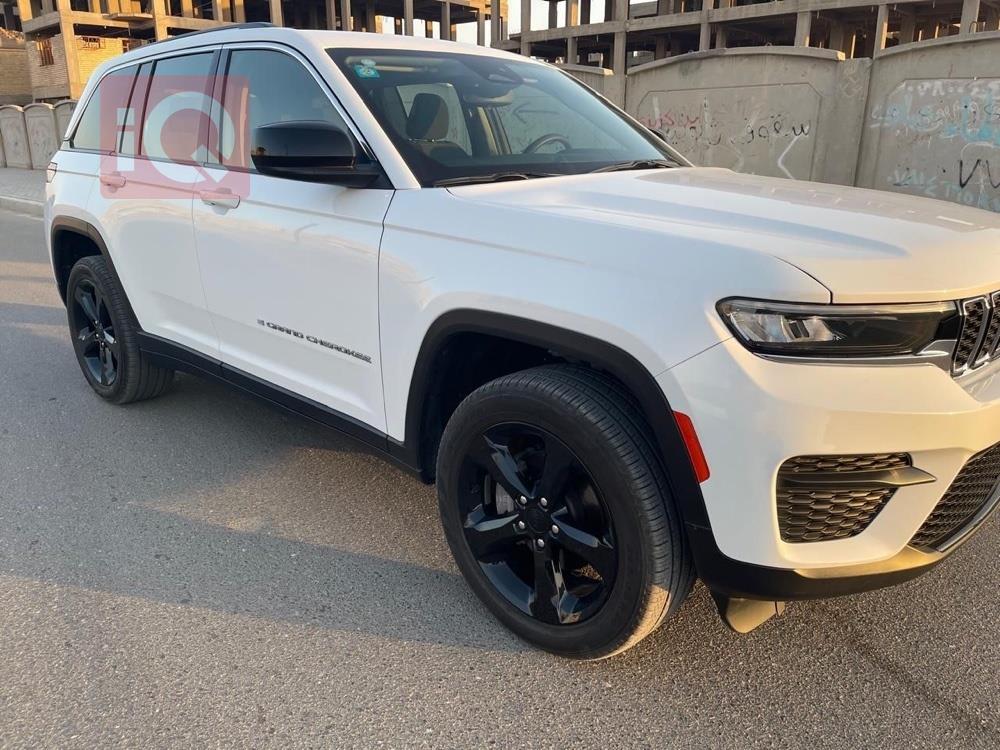 جيب جراند شيروكي